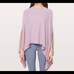 NWT Lululemon Pancho (Forward Flow Cape)